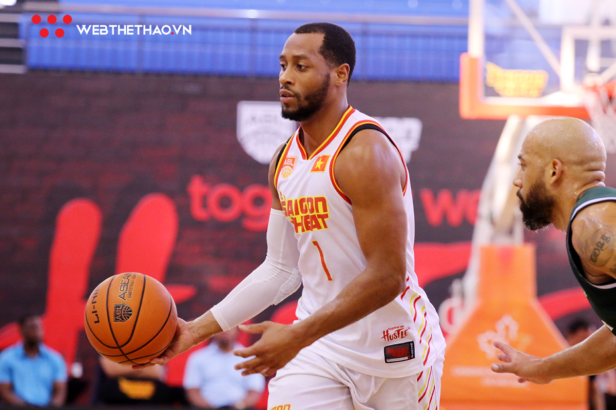 Saigon Heat mất Trần Đăng Khoa, ai sẽ chia lửa với Trevon Hughes ở vị trí hậu vệ? Saigon Heat mất Trần Đăng Khoa, ai sẽ chia lửa với Trevon Hughes ở vị trí hậu vệ?
